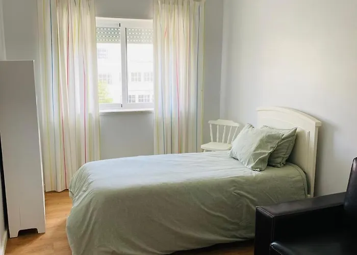 Saudades アパート ペニシェ